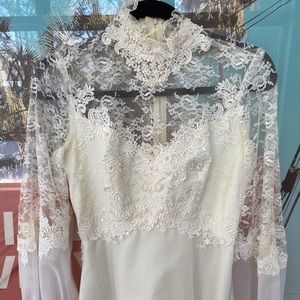 Vintage 70s Wedding Gown Size 4 (approx)